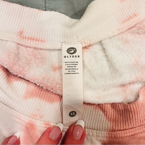 Glyder super soft tie dye long sleeve sweatshirt/ pullover - Picture 3 of 3